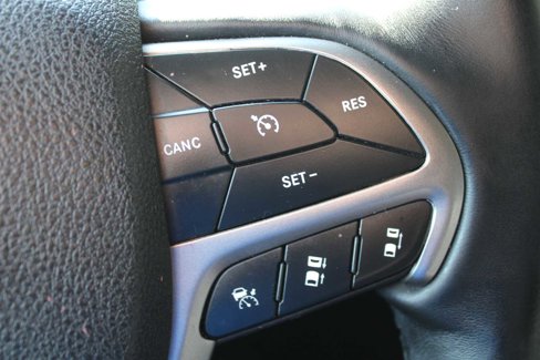 Used 2018 Jeep Grand Cherokee Overland image 33