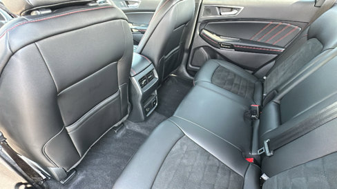 Certified 2021 Ford Edge ST-Line image 24