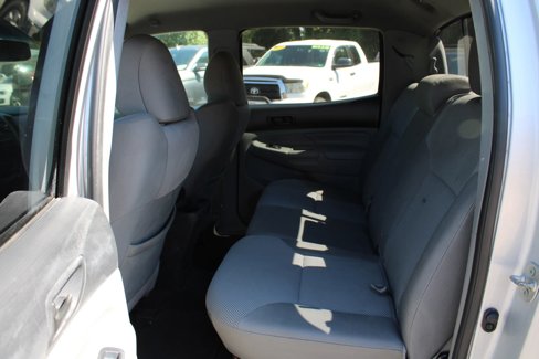 Used 2012 Toyota Tacoma 4x4 Double Cab image 16