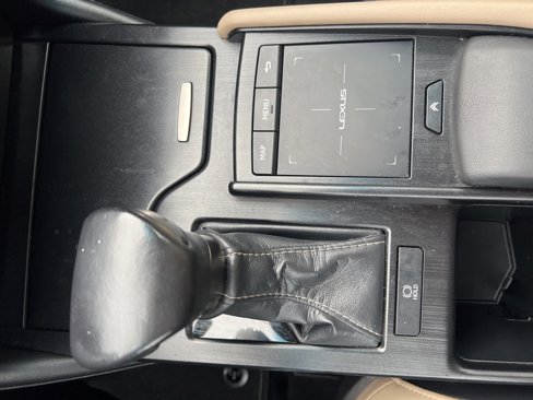 Used 2020 Lexus ES 350 w/ Premium Package image 24