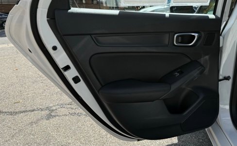 Certified 2024 Acura Integra image 23