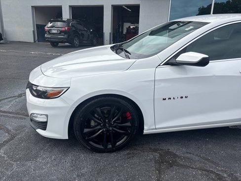 Used 2020 Chevrolet Malibu LT w/ Redline Edition image 8
