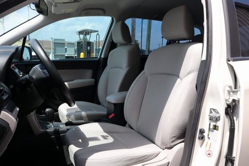 Used 2015 Subaru Forester 2.5i w/ Alloy Wheel Package image 8