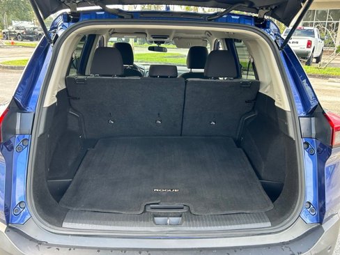 Used 2023 Nissan Rogue SV image 22