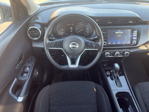 Used 2024 Nissan Kicks SV image 14