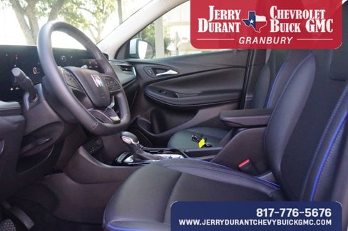 Used 2025 Buick Encore GX Sport Touring w/ Advanced Technology Package image 17