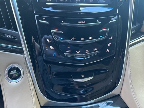 Certified 2019 Cadillac Escalade Platinum image 25