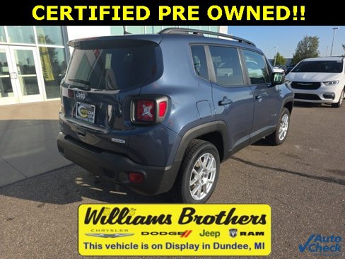 Certified 2022 Jeep Renegade Latitude w/ Convenience Group image 5