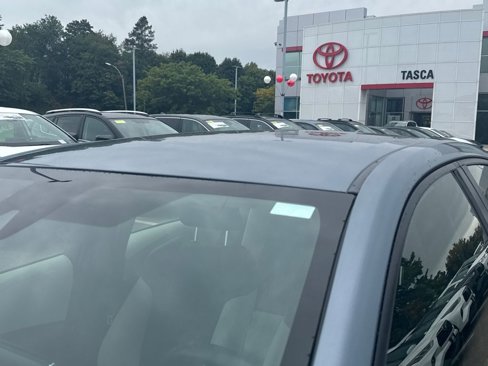 Used 2021 Toyota Corolla LE image 43