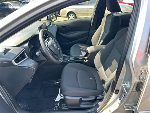 Used 2022 Toyota Corolla LE image 14