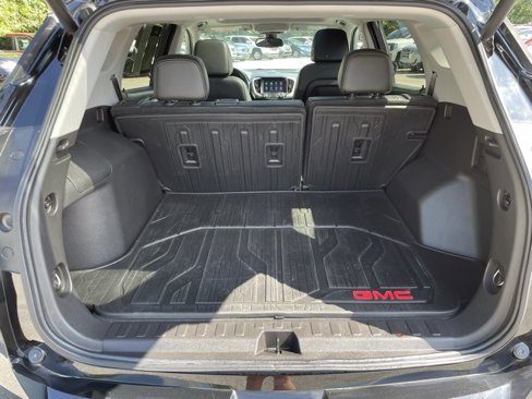 Used 2022 GMC Terrain SLT w/ Infotainment Package II image 27