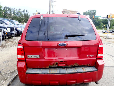 Used 2010 Ford Escape XLT image 3
