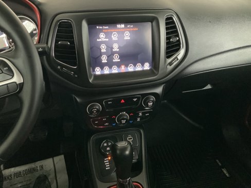 Used 2018 Jeep Compass Trailhawk image 21