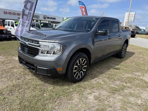Used 2024 Ford Maverick Lariat image 3