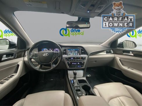 Used 2016 Hyundai Sonata Limited w/ Option Group 02 image 28