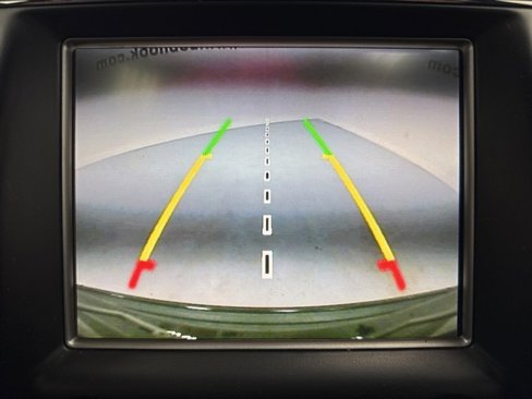 Used 2017 Jeep Grand Cherokee Altitude image 16