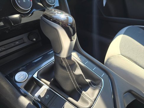 New 2025 Volkswagen Taos S image 33