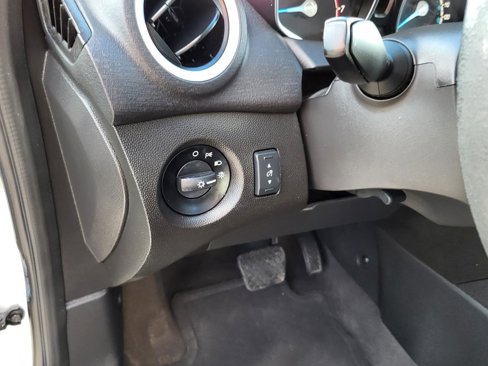 Used 2019 Ford Fiesta SE image 18
