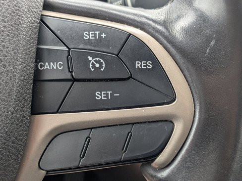 Used 2014 Jeep Cherokee Trailhawk w/ Comfort/Convenience Group image 26