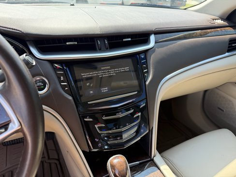 Used 2016 Cadillac XTS Luxury w/ Driver Awareness Package image 19