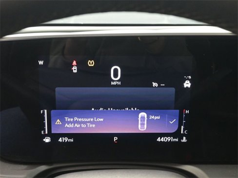Used 2024 Buick Encore GX Sport Touring image 7