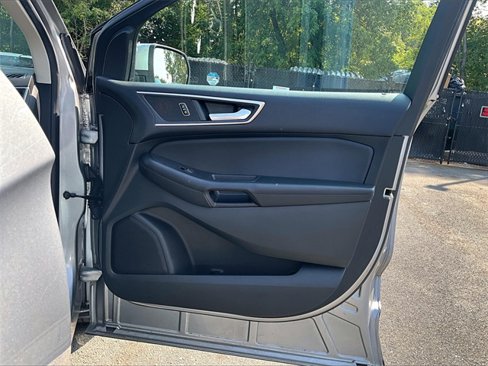 Used 2022 Ford Edge SEL image 19