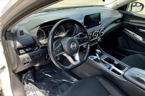 Used 2021 Nissan Sentra SV w/ Trunk Package image 16