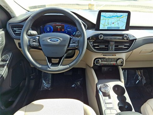 Used 2022 Ford Escape SEL w/ Technology Package image 11