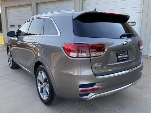 Used 2017 Kia Sorento SX image 5