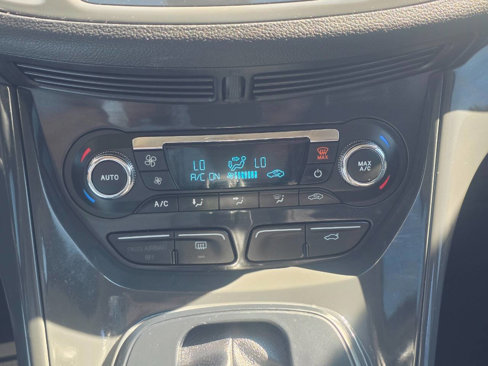 Used 2014 Ford Escape Titanium image 16