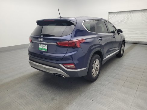 Used 2019 Hyundai Santa Fe SE image 9