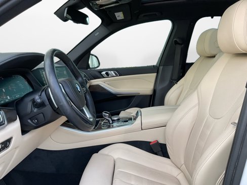 Used 2022 BMW X5 xDrive40i w/ Premium Package image 9