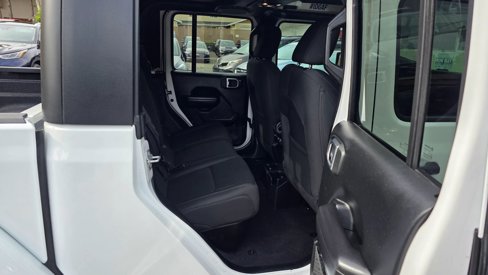 Used 2020 Jeep Gladiator Sport w/ Quick Order Package 24S image 14