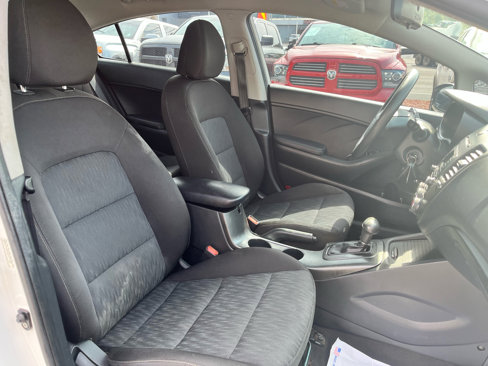 Used 2016 Kia Forte LX image 18