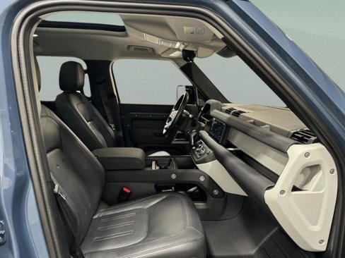 Certified 2022 Land Rover Defender 110 SE image 19