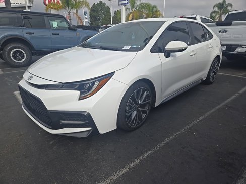 Used 2021 Toyota Corolla SE image 3