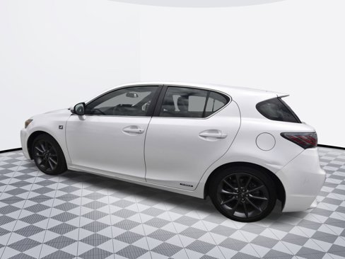 Used 2012 Lexus CT 200h image 5