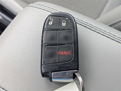 Used 2022 Jeep Compass Latitude image 33
