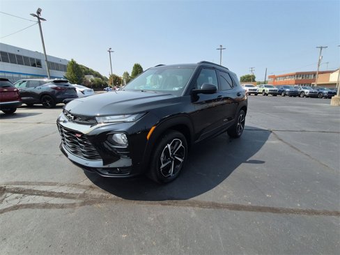 Used 2022 Chevrolet TrailBlazer RS w/ Sun and Liftgate Package image 11