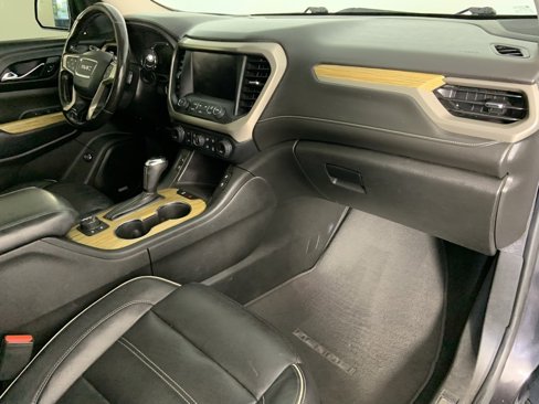Used 2017 GMC Acadia Denali w/ Technology Package image 31