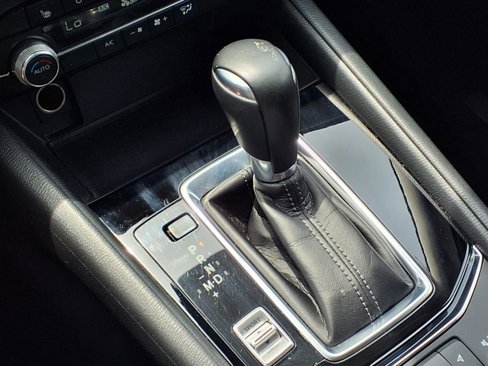 Used 2021 MAZDA CX-5 Touring image 18