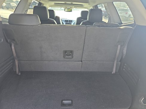 Used 2011 Chevrolet Traverse LT w/ LPO, 'HIT The Road' Package image 5
