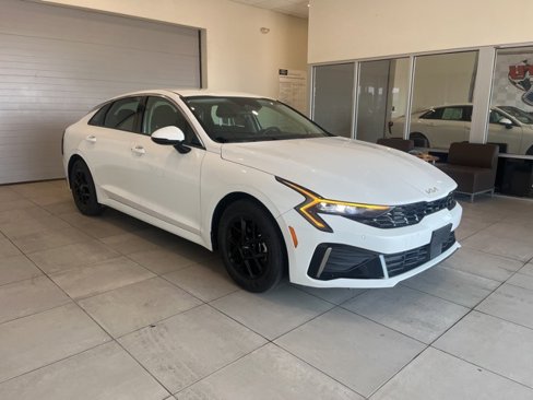 Used 2025 Kia K5 LXS image 3