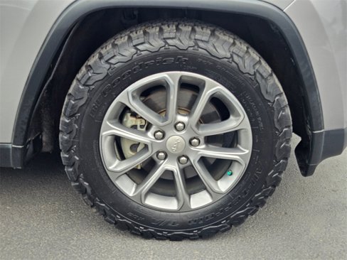 Used 2014 Jeep Grand Cherokee Limited image 37