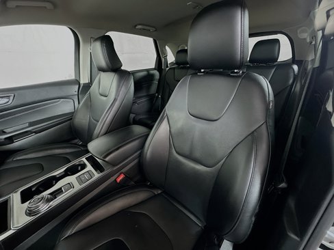 Used 2022 Ford Edge Titanium image 19