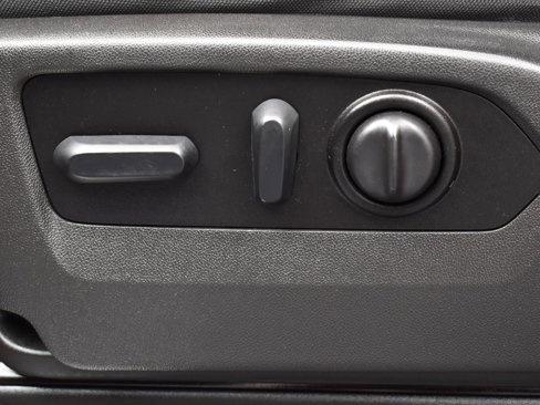 Used 2022 Chevrolet Silverado 1500 RST image 9
