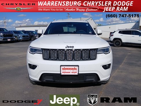 Used 2022 Jeep Grand Cherokee Laredo X image 9
