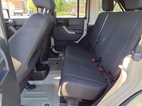 Used 2017 Jeep Wrangler Unlimited Sport w/ Quick Order Package 24S image 21