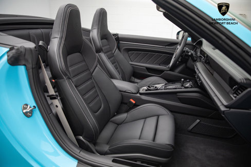 Used 2025 Porsche 911 Carrera GTS image 26