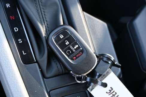 Certified 2025 Honda Accord LX image 37